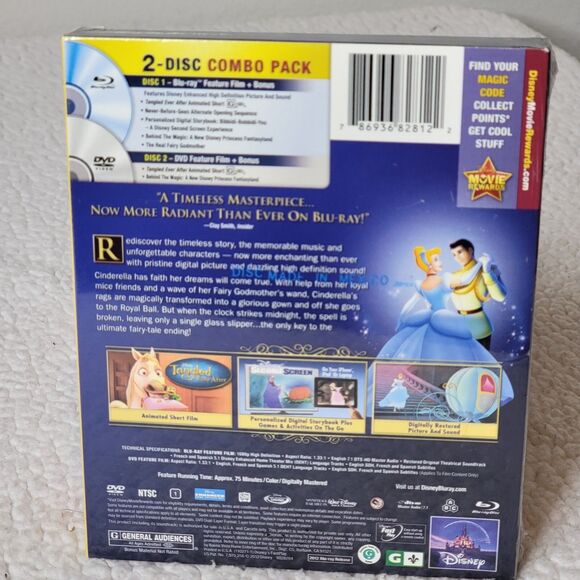 Disney CINDERELLA Blu-Ray DVD DigiBook 32p Storybook Target Exclusive OOP & Rare - Picture 2 of 3